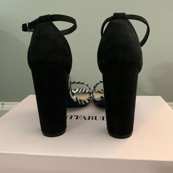 Black and White Ankle Strap Block Heel - Picture 3 of 3